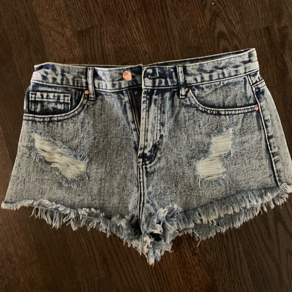 Forever 21 high waited jean shorts
